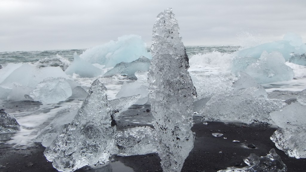 blocs de glace sur la plage